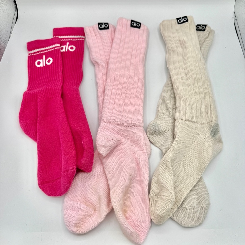 ALO Bundle Magenta Unisex Throwback Socks, Bone, and Powder Pink Scrunch Socks